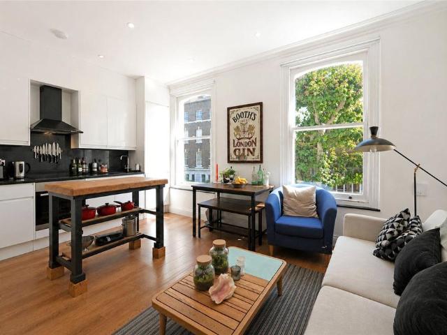 Flat for sale in Tufnell Park, Greater London
