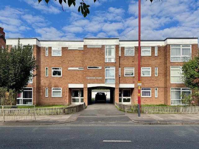 Flat for sale in Turves Green, Birmingham