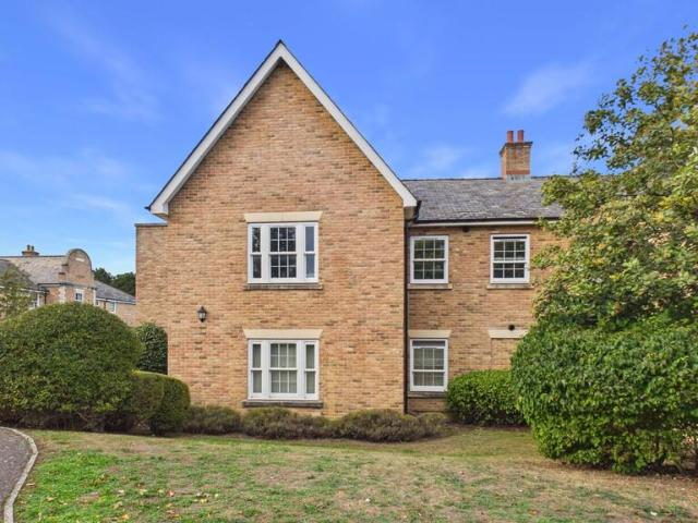 Flat for sale in Moreton Hall, West Suffolk