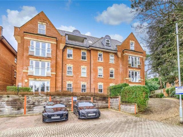 Flat for sale in Parkstone, Poole