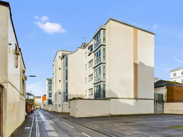 Flat for sale in Montpellier, Golden Valley
