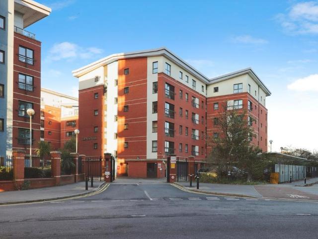 Flat for sale in City Centre, South Yorkshire