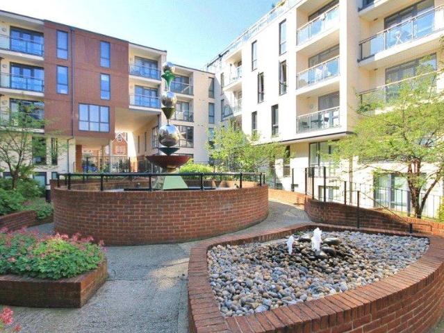 Flat for sale in Charlotteville, Westborough