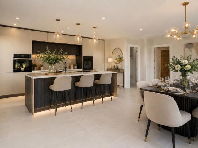 Flat for sale in Livermead