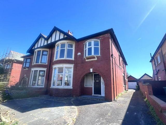 Flat for sale in St Annes, Lytham