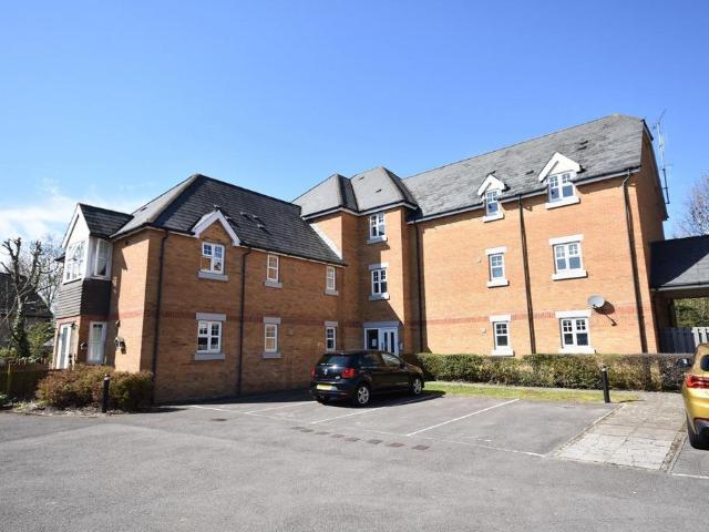 Flat for sale in Morristown, Penarth