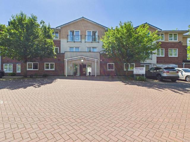 Flat for sale in Haydock, St Helens