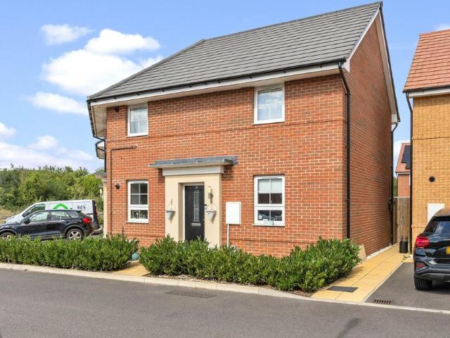 Flat for sale in King's Walden, Hertfordshire