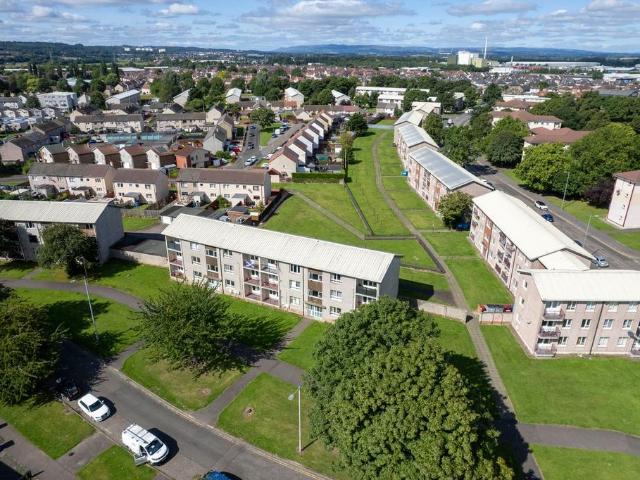 Flat for sale in Bowhouse, Scotland