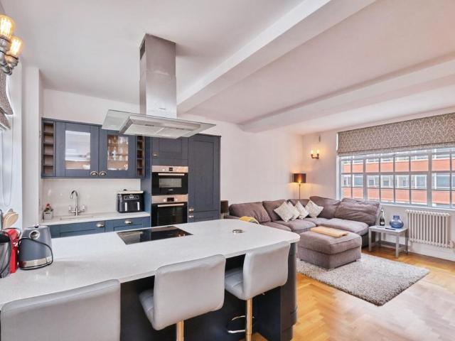 Flat for sale in Ladywood, West Midlands