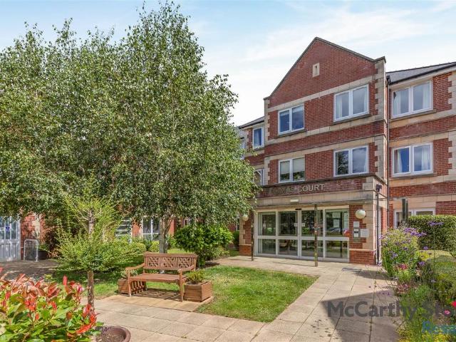 Flat for sale in Penylan, Falcon Lodge