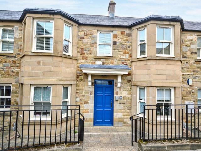 Flat for sale in Alnwick, Northumberland