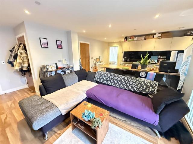 Flat for sale in New Islington, Manchester