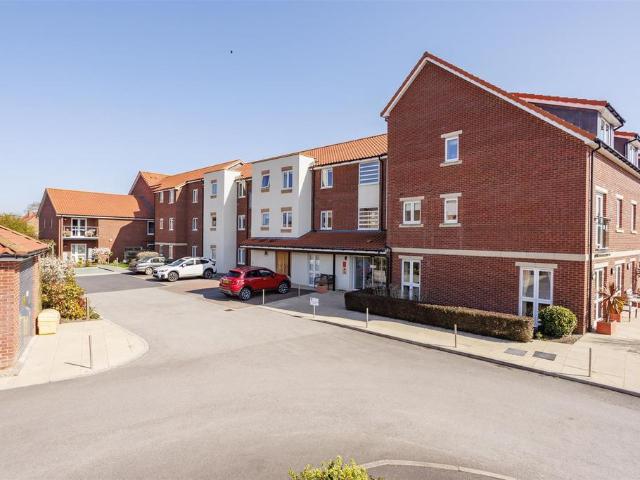 Flat for sale in Easingwold