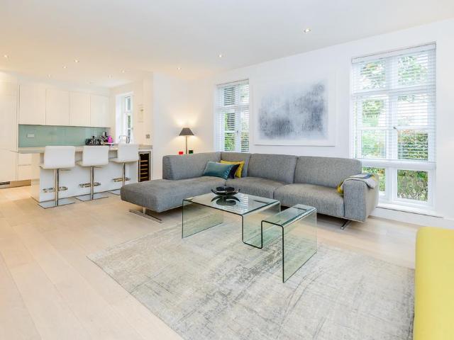 Flat for sale in Row Town, Surrey