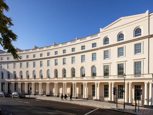 Flat for sale in East Marylebone, Marylebone