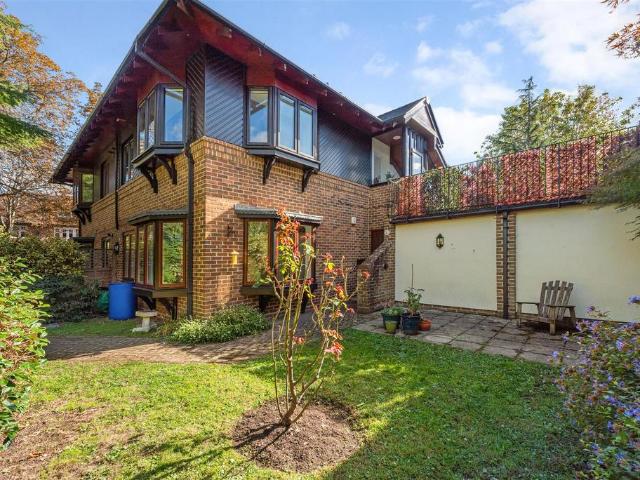 Flat for sale in Summersdale, Chichester