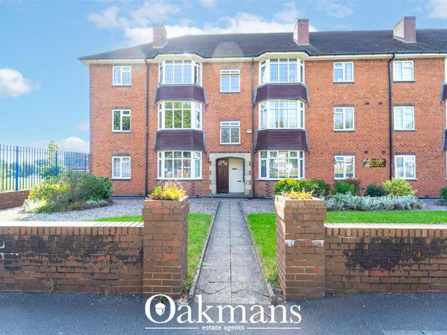 Flat for sale in Turves Green, West Midlands