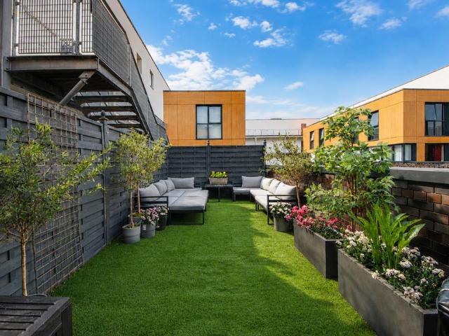 Flat for sale in Georgia, Greater Manchester