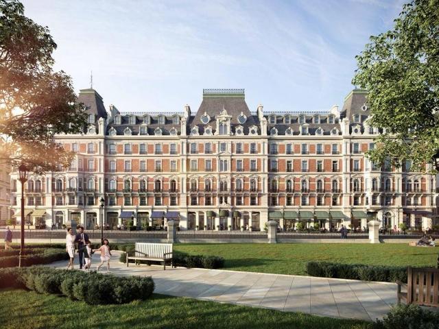 Flat for sale in Victoria, Greater London