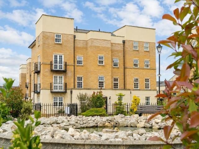 Flat for sale in High Field, York