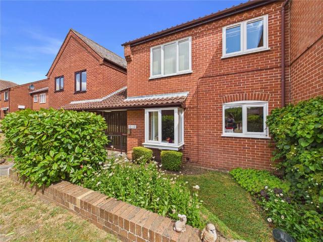 Flat for sale in Whisstocks Place, Eastbridge