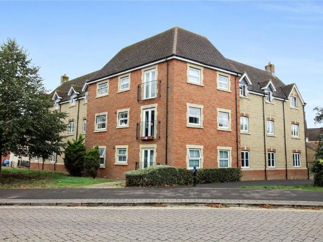 Flat for sale in Oakhurst