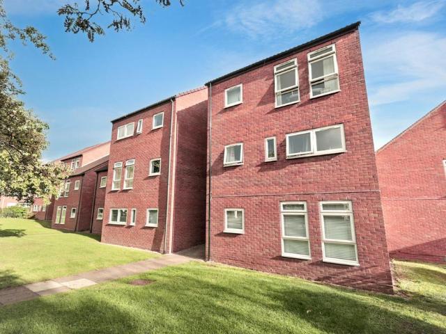 Flat for sale in Shirley, Solihull