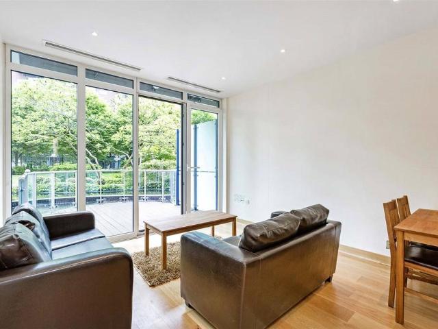 Flat for sale in Greater London