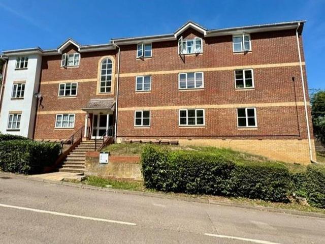 Flat for sale in Hockerill, Colliers End