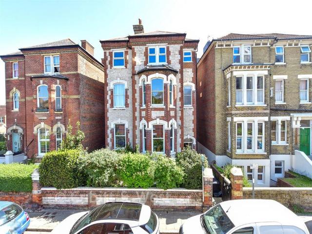 Flat for sale in Southsea, City Of Portsmouth