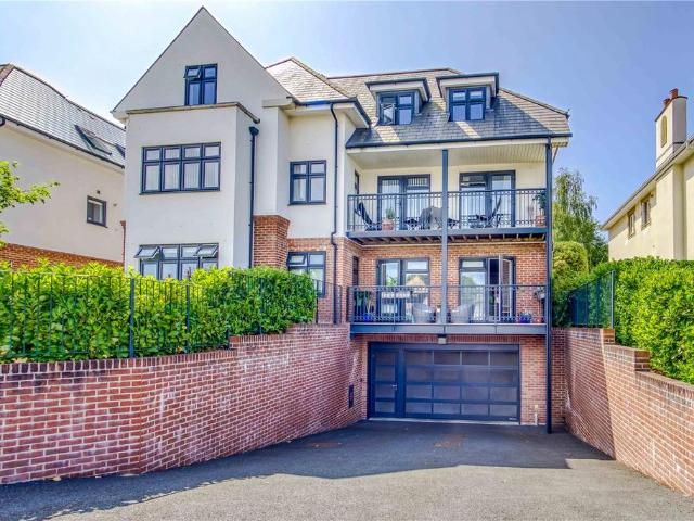 Flat for sale in Penn Hill, Poole