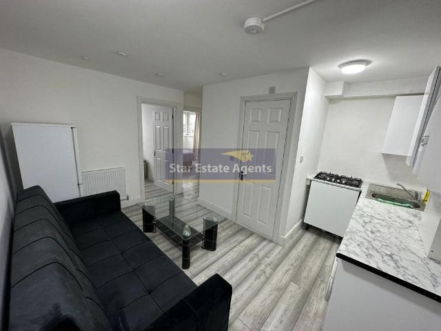 Flat for sale in Kensal Town, Maida Vale