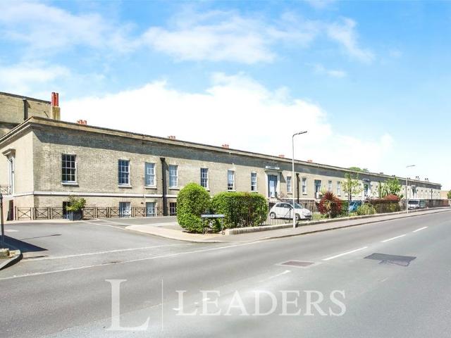 Flat for sale in Priddy's Hard, Middlecroft