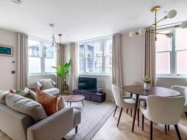 Flat for sale in Seven Dials, Bloomsbury