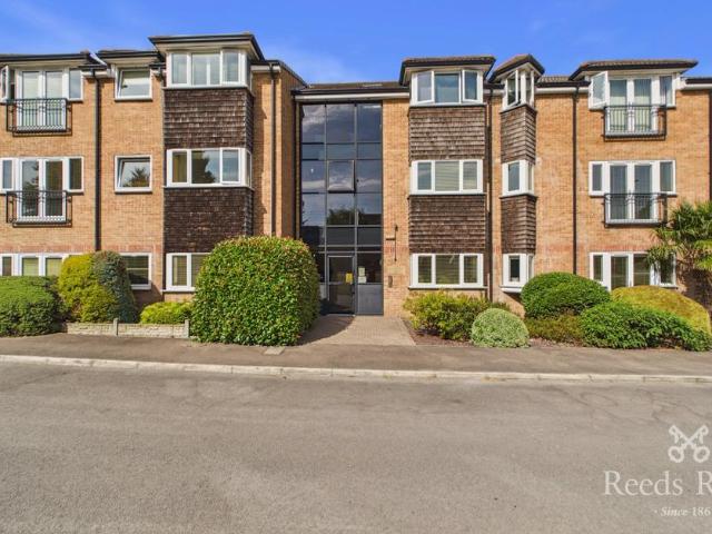 Flat for sale in Anston, South Anston