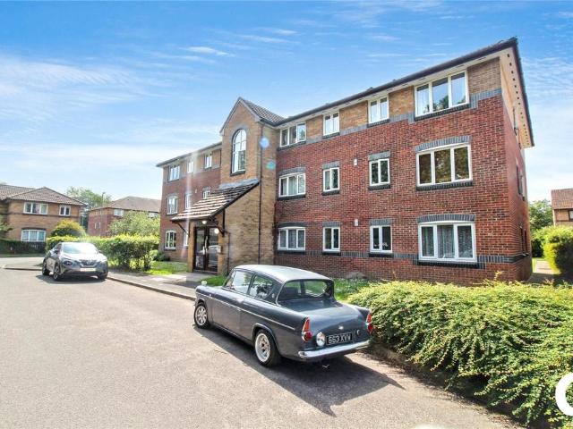 Flat for sale in Ringwood, Ashurst Bridge