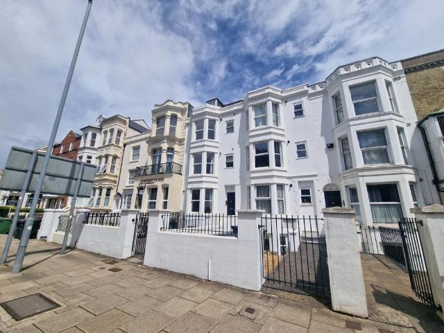 Flat for sale in Old Portsmouth, City Of Portsmouth