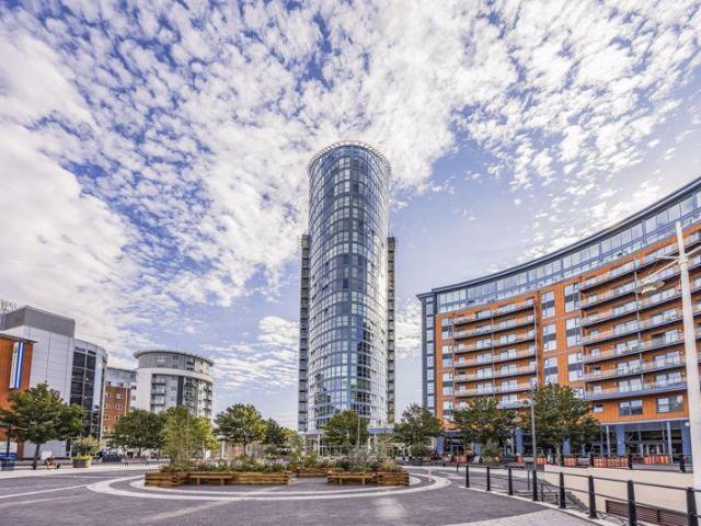 Flat for sale in Portsea, City Of Portsmouth