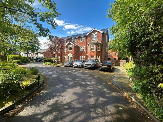 Flat for sale in Salford, Greater Manchester