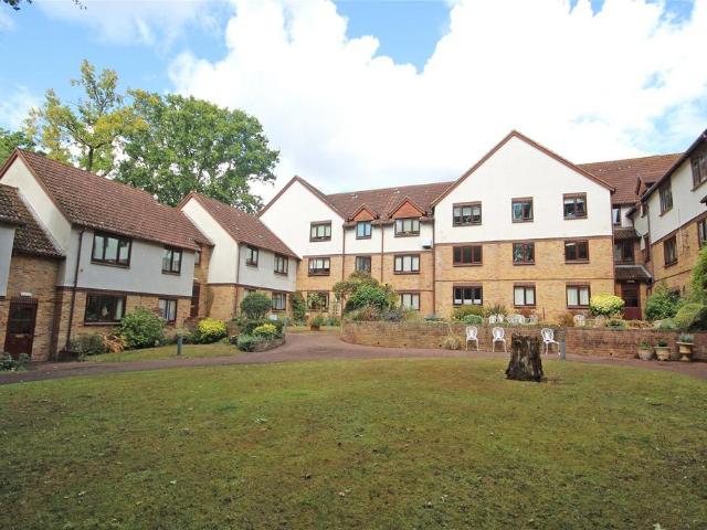 Flat for sale in Ashurst Bridge, Hampshire
