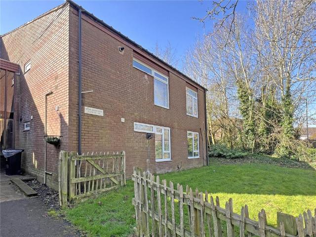 Flat for sale in Malinslee, Telford