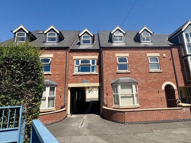Flat for sale in New Boultham, Brayford