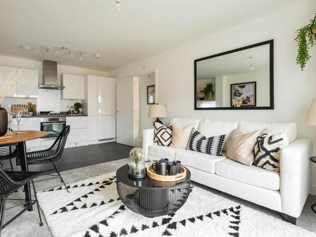 Flat for sale in Folkestone