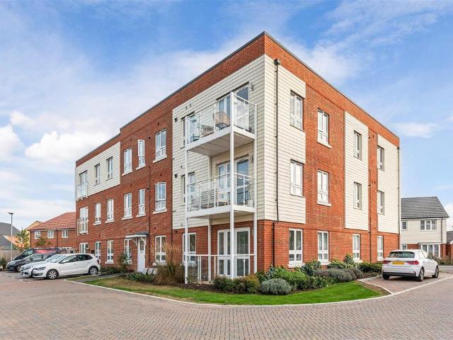Flat for sale in Westhampnett, Chichester