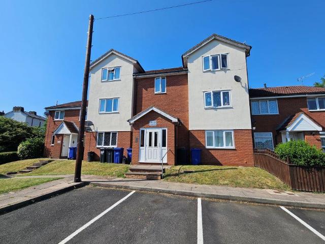 Flat for sale in West Midlands