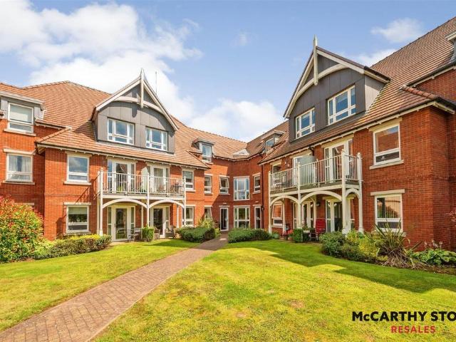 Flat for sale in Primsland, Crookhill