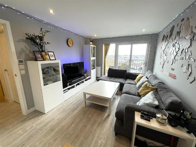 Flat for sale in Gorse Hill, Trafford Park