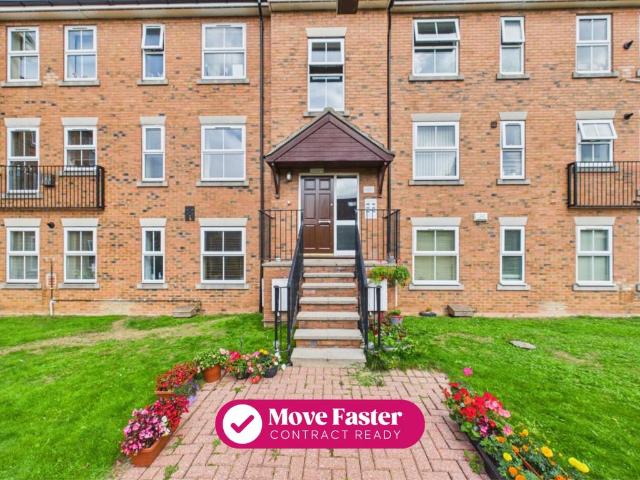 Flat for sale in Garrison Side, Hull