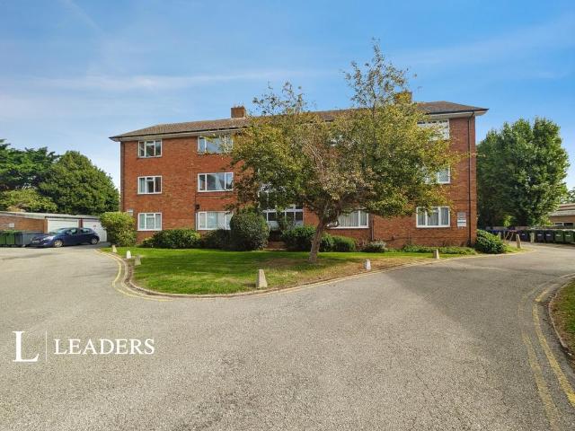 Flat for sale in Goring-by-Sea, Worthing
